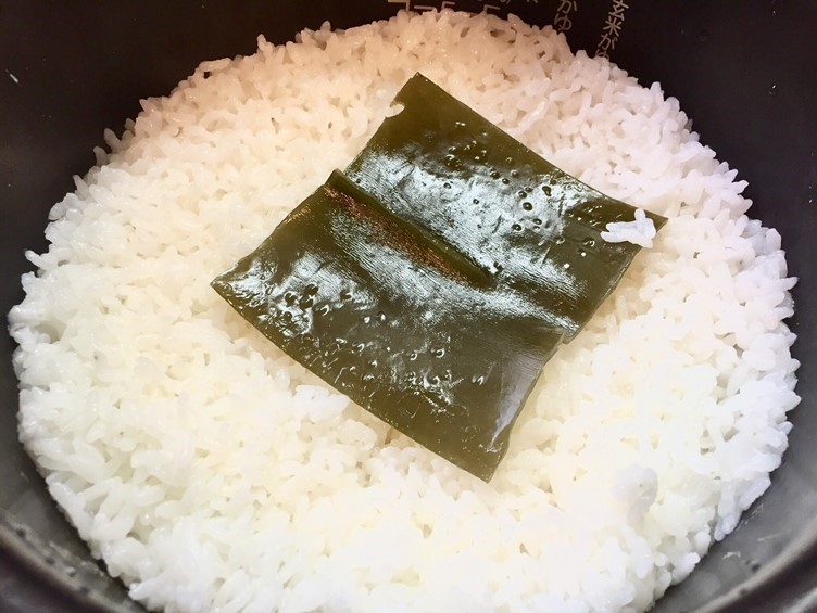 ヒモ まいったねぇ レシピ 手まり寿司 ひな祭り