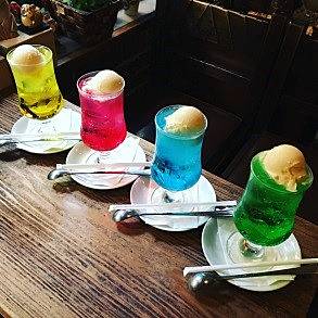 純喫茶、あの味 難波里奈