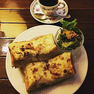 純喫茶、あの味 難波里奈 神保町 トロワバグ