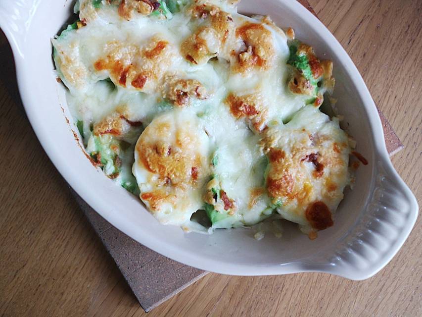 ツレヅレハナコの一人呑み晩酌カンタンアボカドとゆで卵のみそチーズ焼きおつまみレシピ